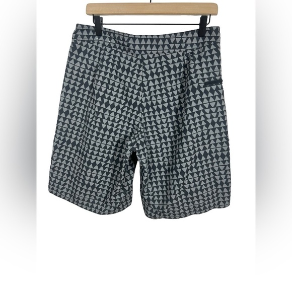 Patagonia Mens Board Shorts Size 32 - Picture 2 of 6
